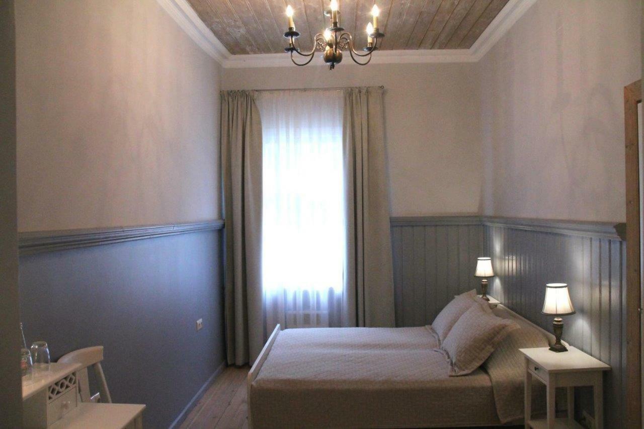 Meke Hotel Mustkalni Ngoại thất bức ảnh