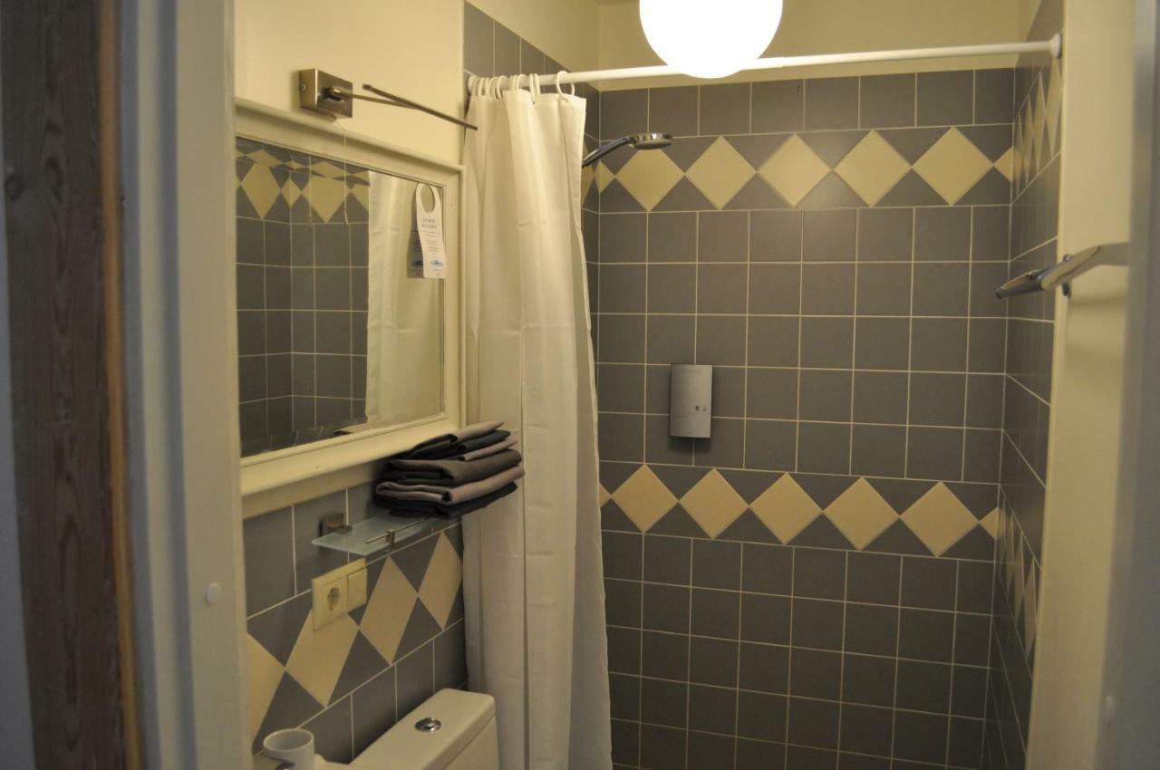 Meke Hotel Mustkalni Ngoại thất bức ảnh