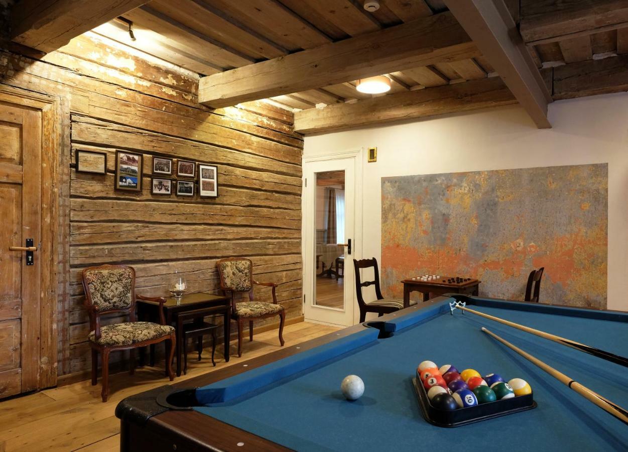 Meke Hotel Mustkalni Ngoại thất bức ảnh