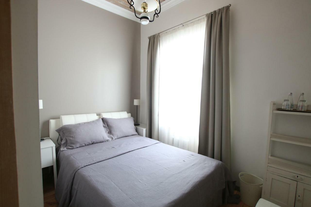 Meke Hotel Mustkalni Ngoại thất bức ảnh